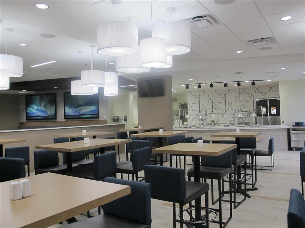 Best Western Plus Sawridge Suites Fort Mcmurray Restaurant foto