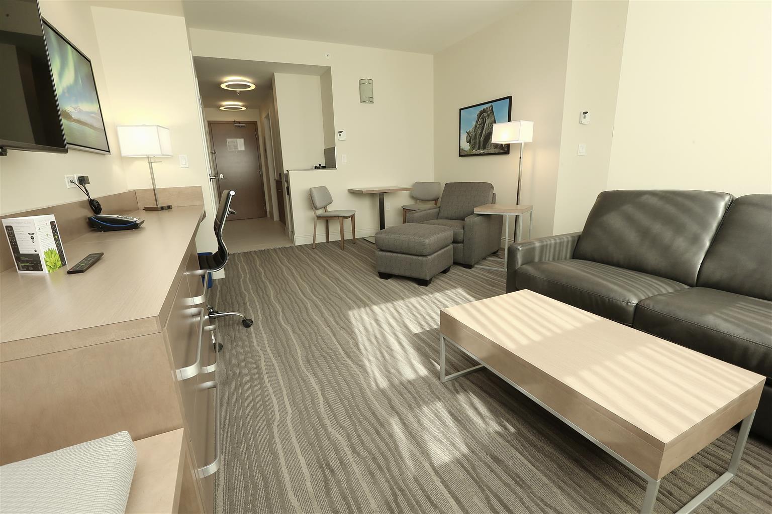 Best Western Plus Sawridge Suites Fort Mcmurray Exterior foto