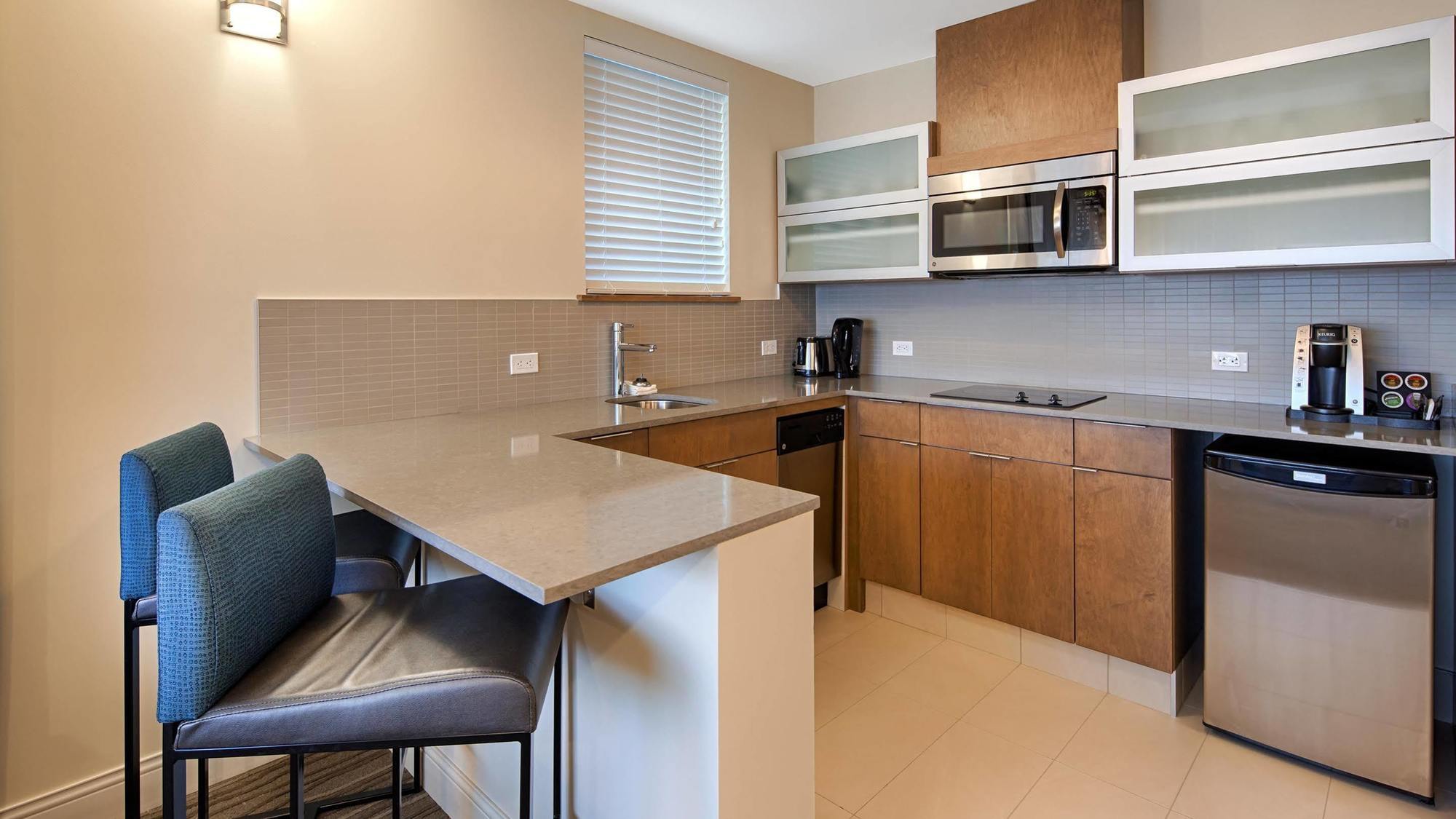 Best Western Plus Sawridge Suites Fort Mcmurray Exterior foto